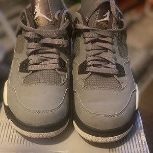 Cool grey 4’s